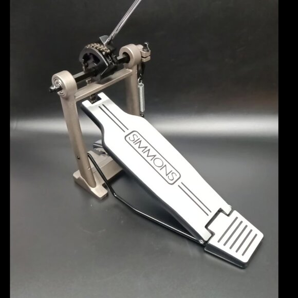 “SIMMONS” Drum Pedal w/ Mallet. Pre Owned/ Excellent Condition - Picture 3 of 4